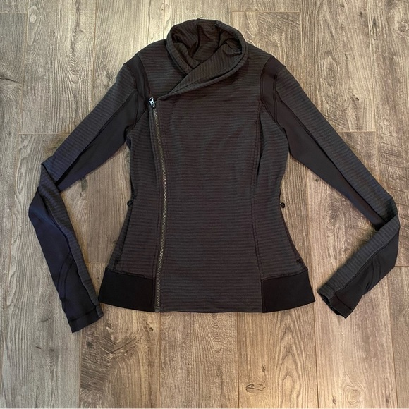 Lululemon Bhakti Yoga Jacket define style - Picture 8 of 14